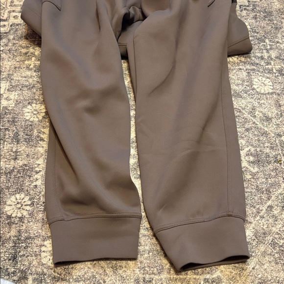 Cargo Joggers - Picture 3 of 6